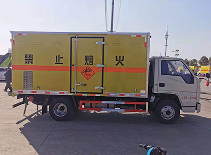 城阳爆破器材运输车